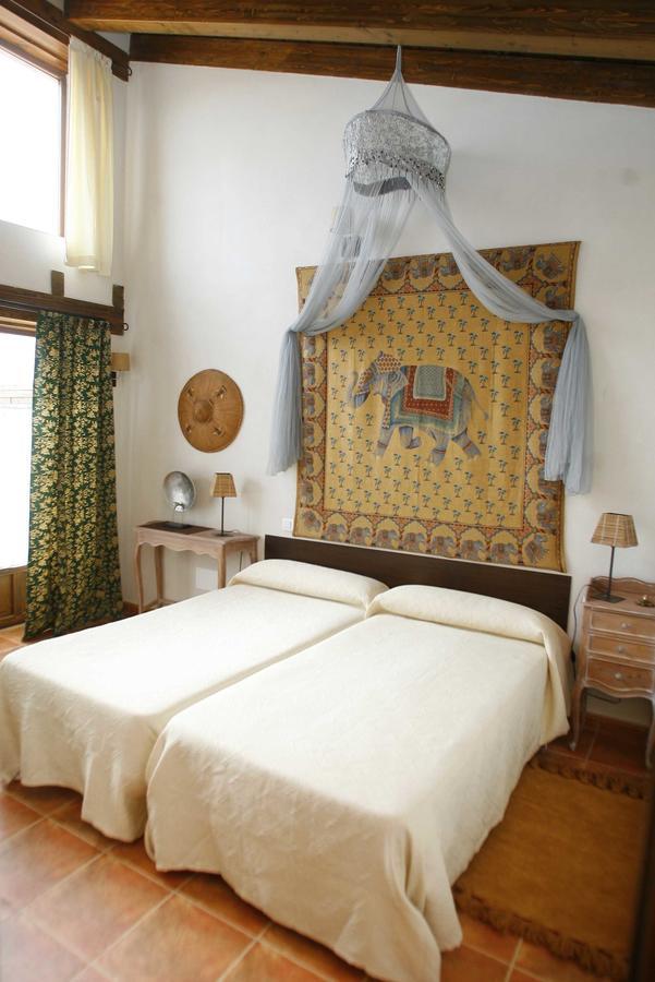 Hotel Albergue Bioclimatico Sabinares Del Arlanza Puentedura Δωμάτιο φωτογραφία